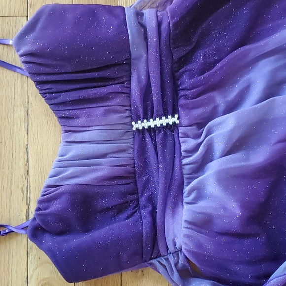 Ruby Rox  Short Formal - Picture 2 of 2